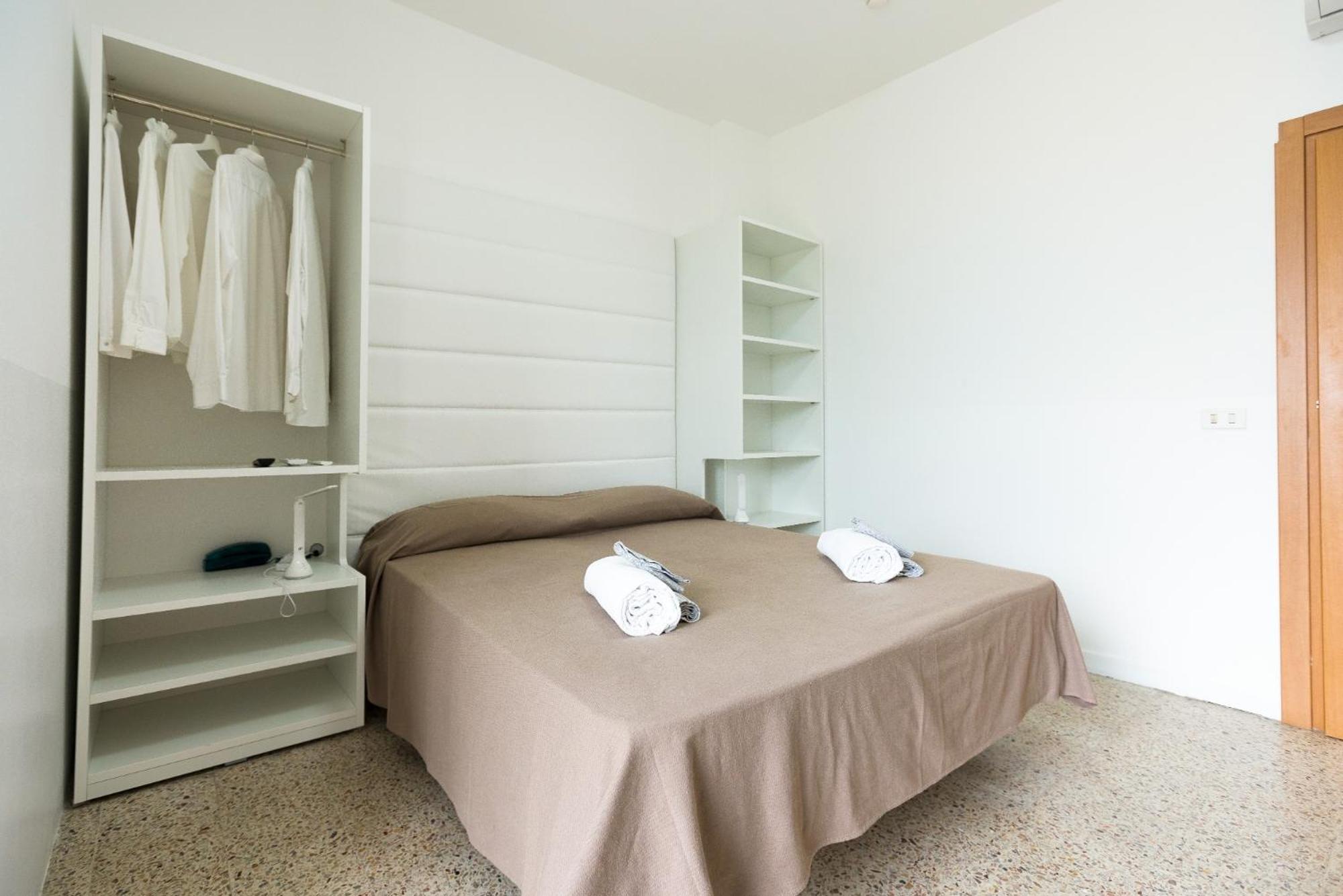 Hotel Ninfea Cattolica Eksteriør bilde