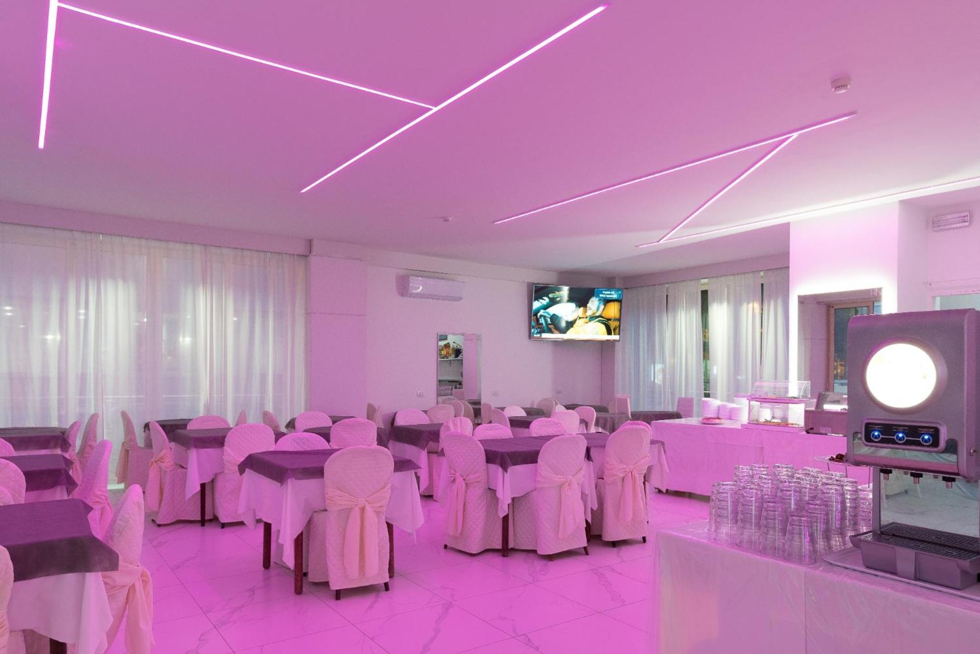 Hotel Ninfea Cattolica Eksteriør bilde
