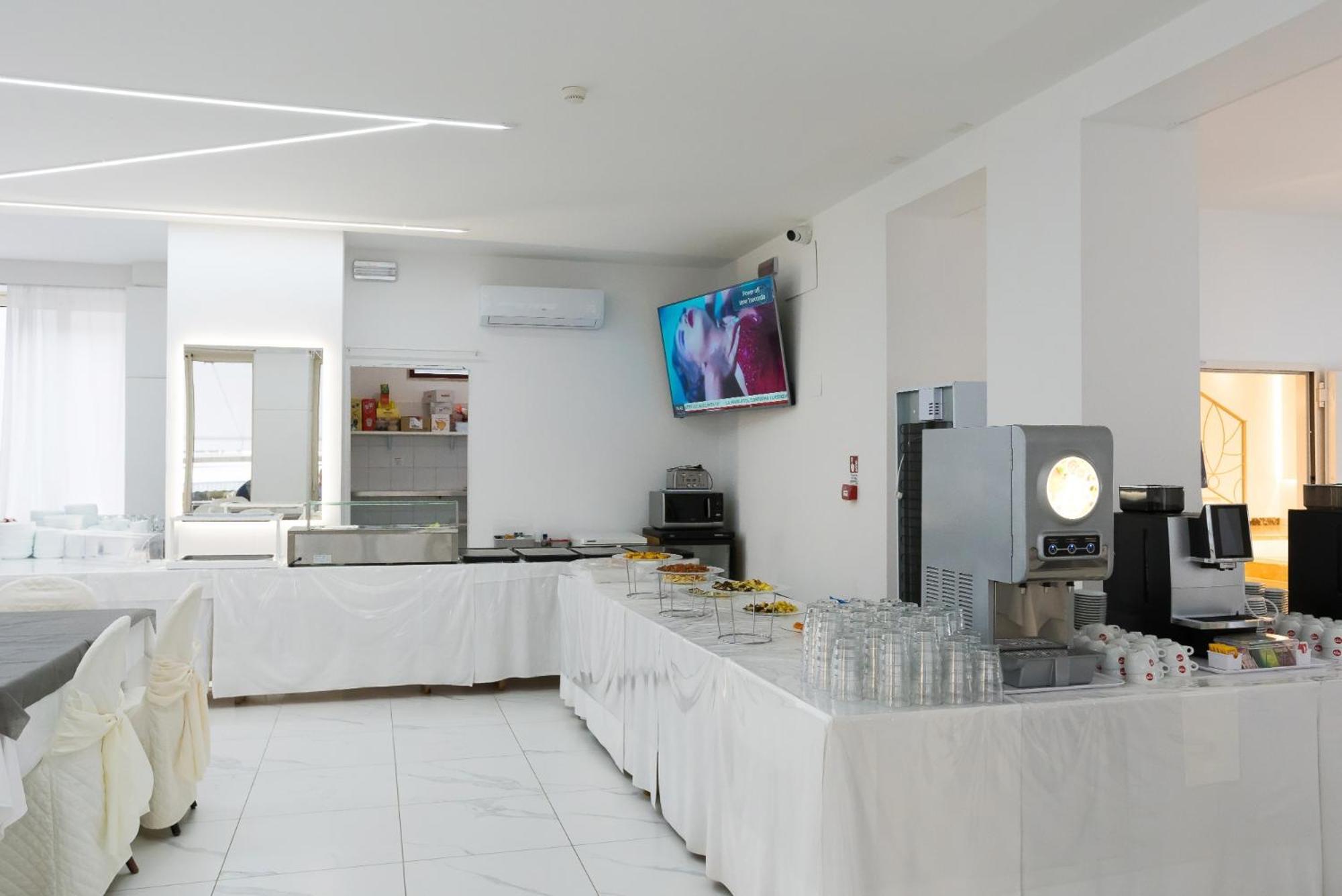 Hotel Ninfea Cattolica Eksteriør bilde