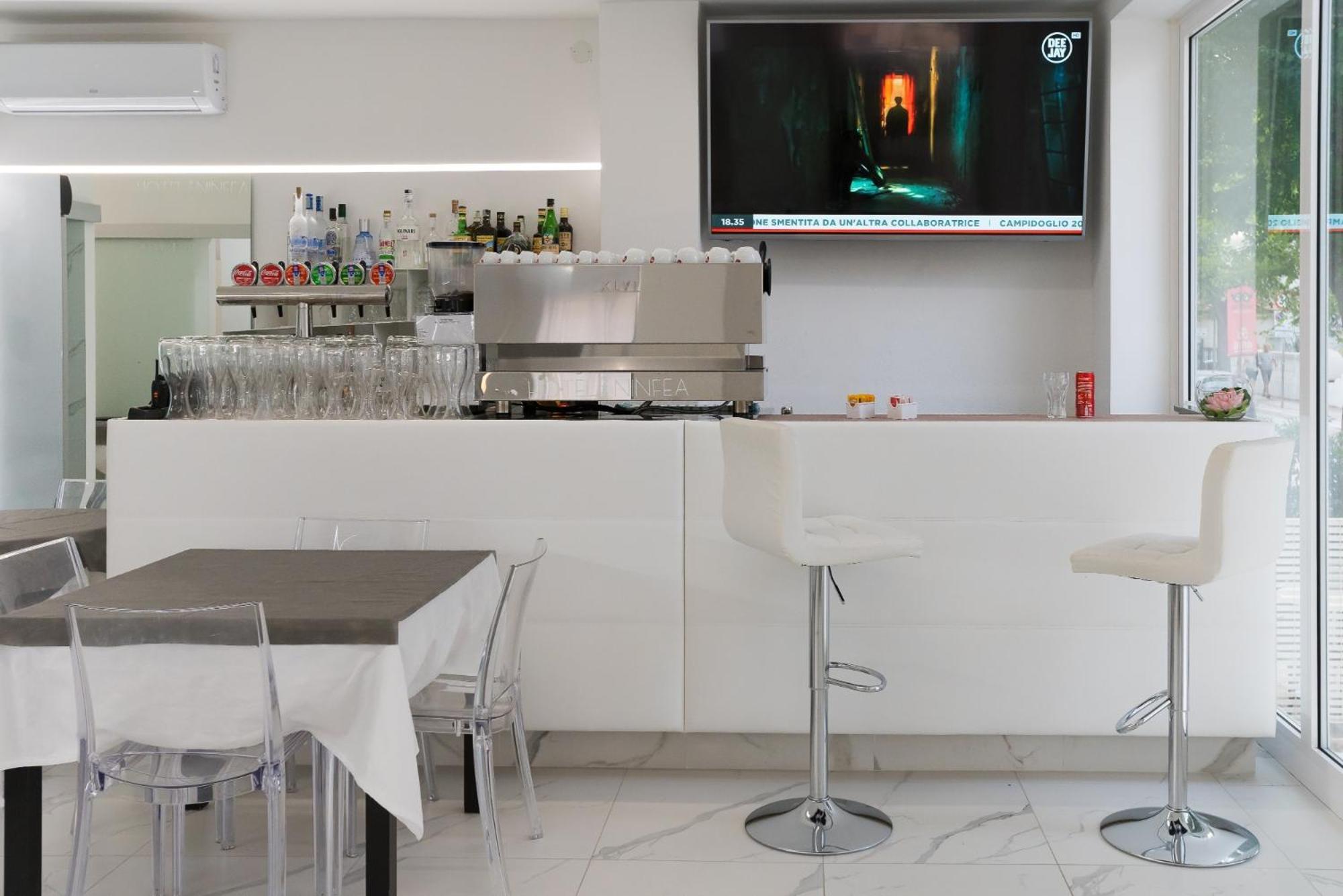 Hotel Ninfea Cattolica Eksteriør bilde
