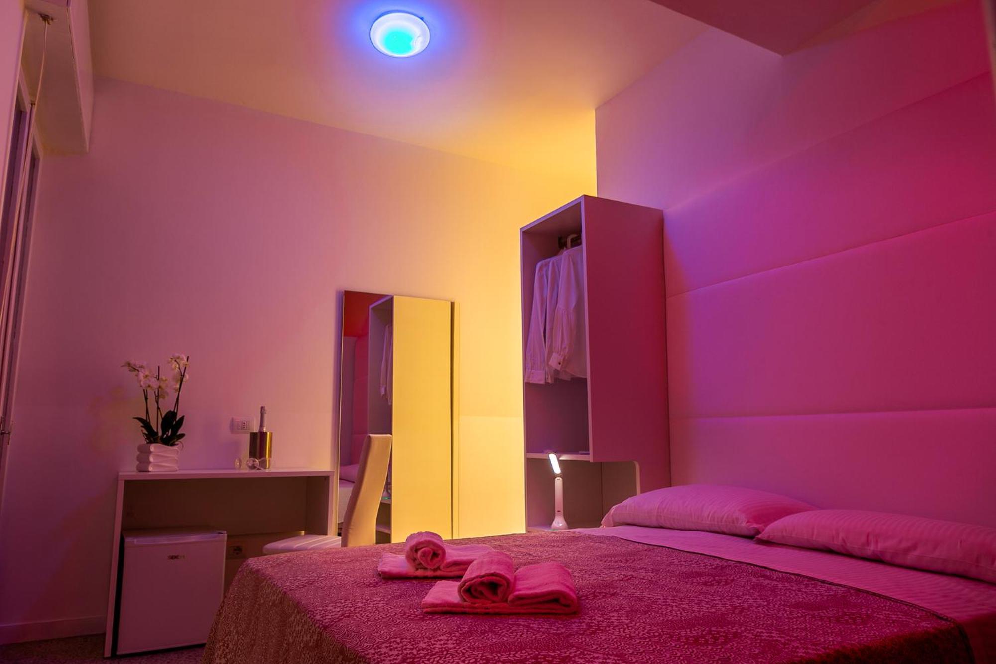 Hotel Ninfea Cattolica Eksteriør bilde