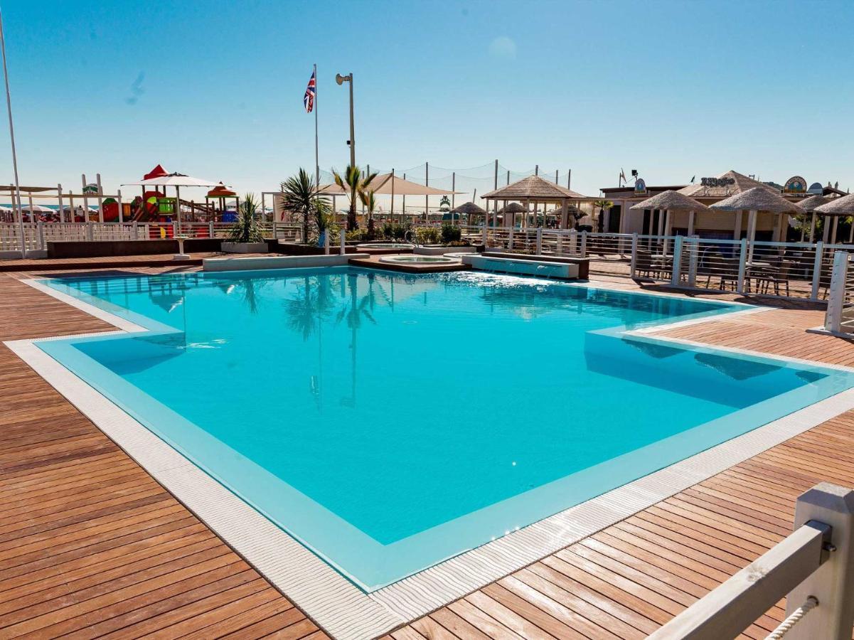 Hotel Ninfea Cattolica Eksteriør bilde